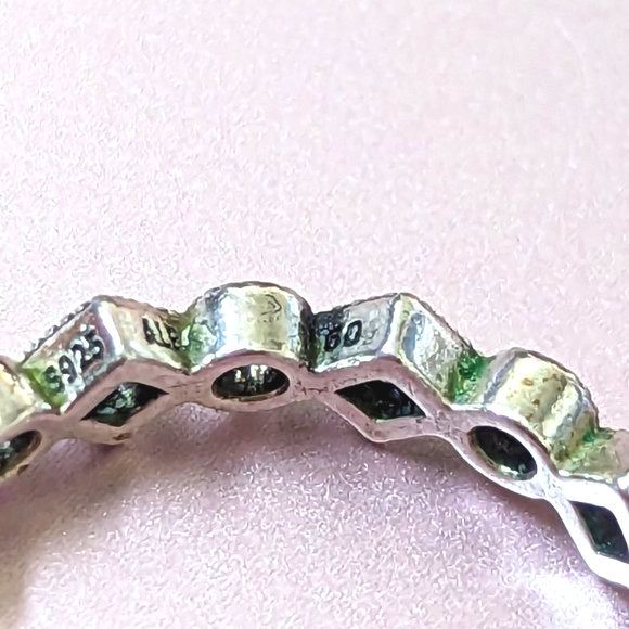 Pandora Alluring Brilliant Princess Ring - Picture 9 of 16